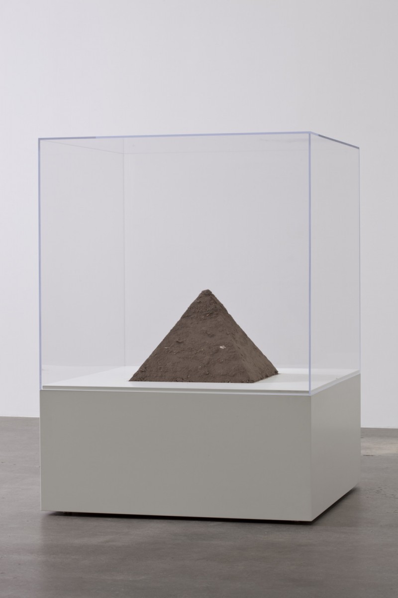 Pyramid of Dust, 2011